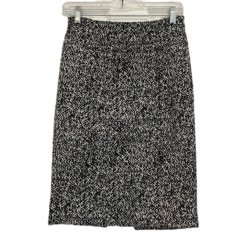 WHITE HOUSE BLACK MARKET MENSWEAR TWEED PENCIL SKIRT BLACK WHITE SIZE 00